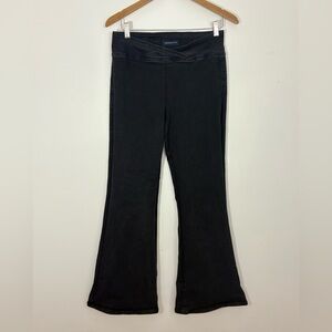 Aeropostale Women's Pull On Flare Jean Pants Black Wash Size Large